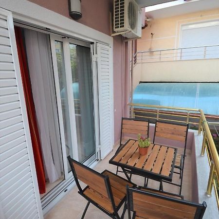 Little Cozy Apartment 1 ساراندا المظهر الخارجي الصورة
