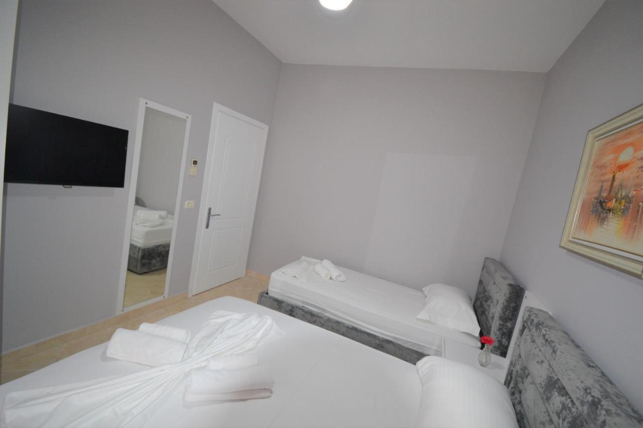 Little Cozy Apartment 1 ساراندا المظهر الخارجي الصورة