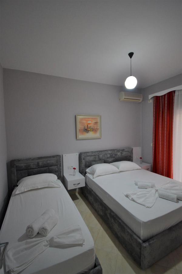 Little Cozy Apartment 1 ساراندا المظهر الخارجي الصورة