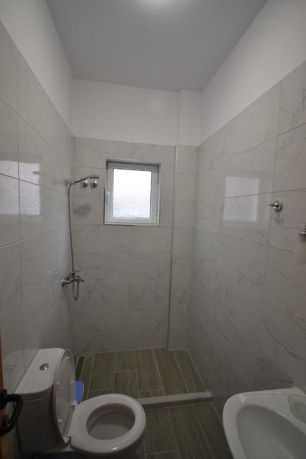 Little Cozy Apartment 1 ساراندا المظهر الخارجي الصورة